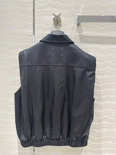 Жилет Maison Margiela женский кожа черный 159965-4