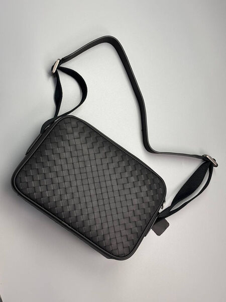 Мужская сумка мессенджер Bottega Veneta мужской кожа черный 197813-2