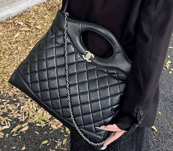Сумка Chanel женский кожа черный 131493