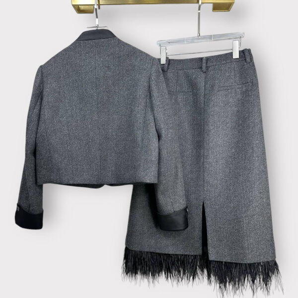 Костюм Brunello Cucinelli женский графитовый 164606-2
