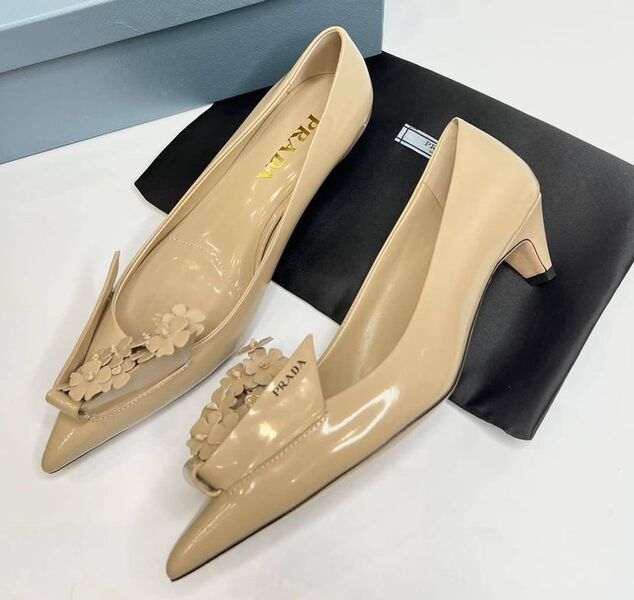 Туфли Prada женский кожа бежевый 137069
