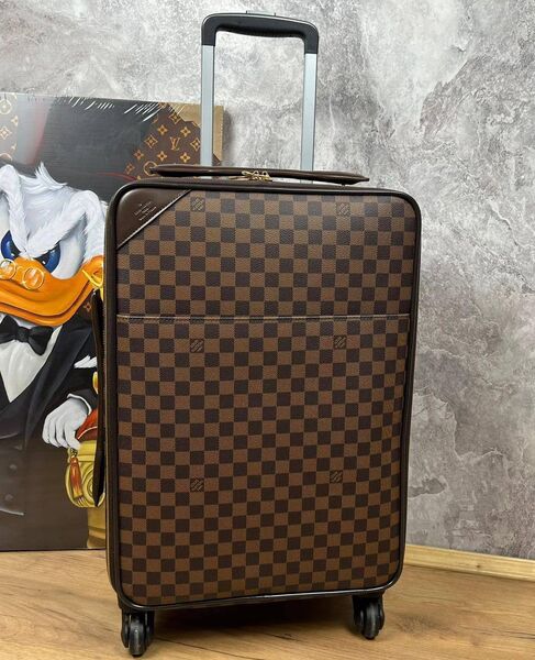 Чемодан Louis Vuitton женский канва 151641