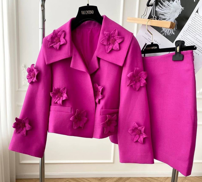 Костюм Valentino женский бордовый 96513