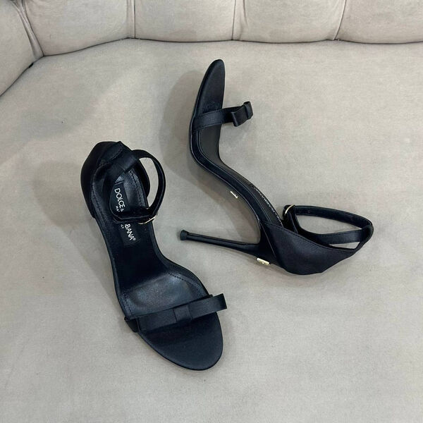 Босоножки Dolce&Gabbana женский сатин черный 137135-3