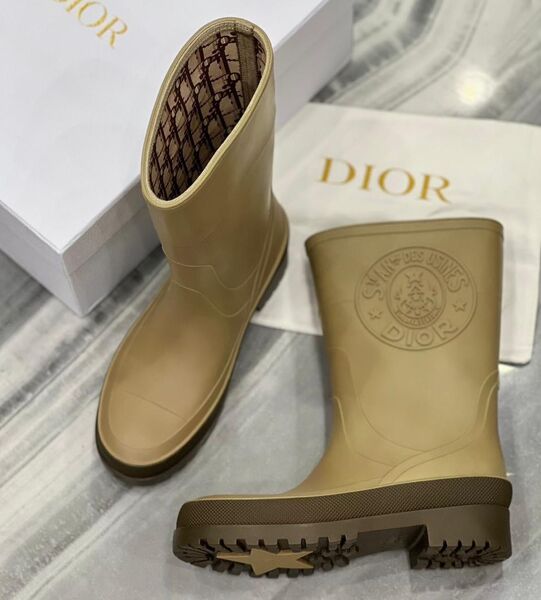 Сапоги Christian Dior женский резина бежевый 122383