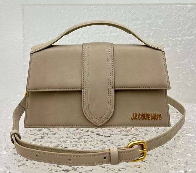 Сумка Jacquemus женский кожа бежевый 133084