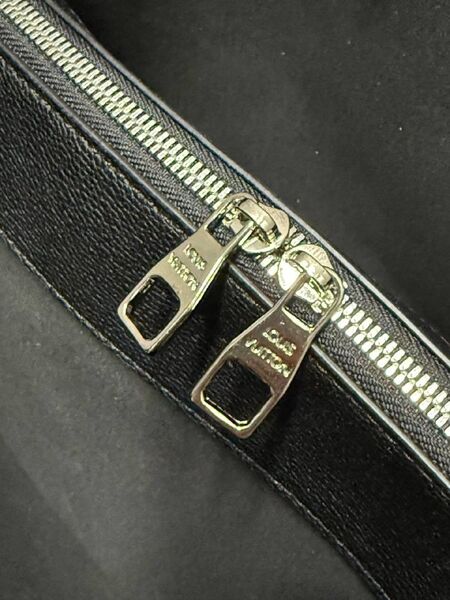 Сумка Louis Vuitton женский кожа черный a6612663-1-7