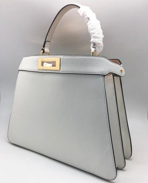 Сумка Fendi женский кожа бежевый 74471
