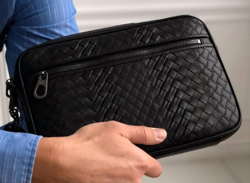 Клатч Bottega Veneta мужской кожа черный 26011