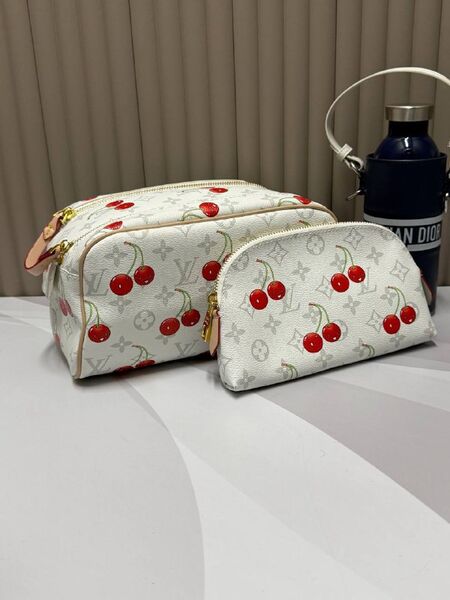 Комплект: несессер, косметичка Louis Vuitton женский канва белый z7654271-1