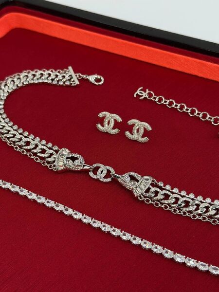 Чокер и серьги Chanel z7067805-1