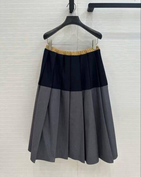 Костюм Miu Miu женский графитовый 181555-7