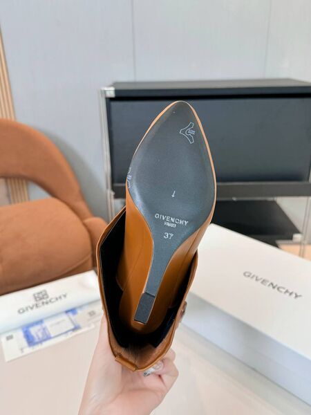 Женские сапоги-слипоны Givenchy женский кожа коричневый o8544103-1-6
