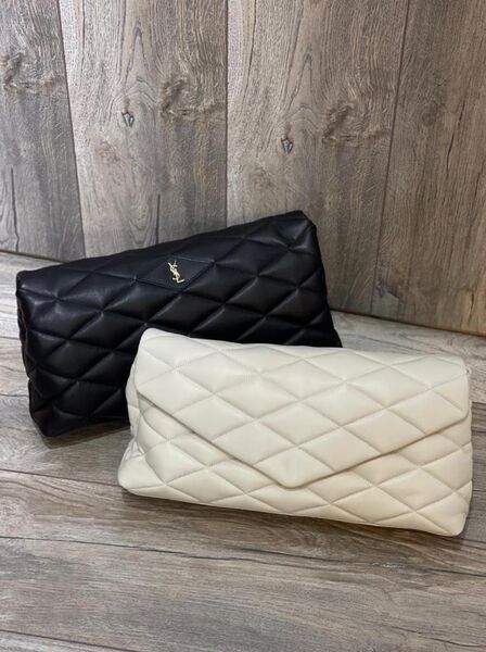 Клатч Saint Laurent женский кожа черный 26193-4