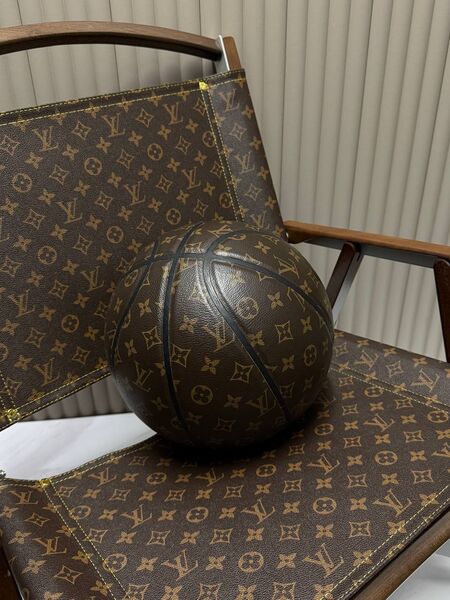 Баскетбольный мяч Louis Vuitton p2764979-1