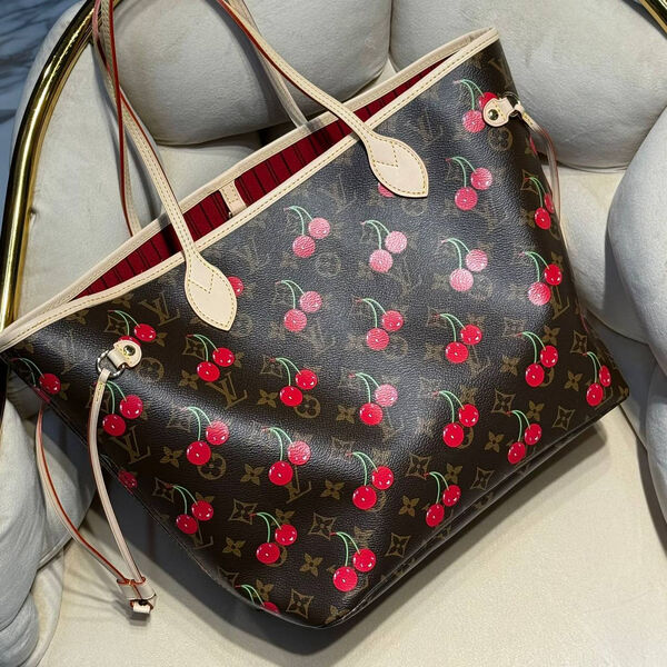Сумка Louis Vuitton женский кожа черный 193049