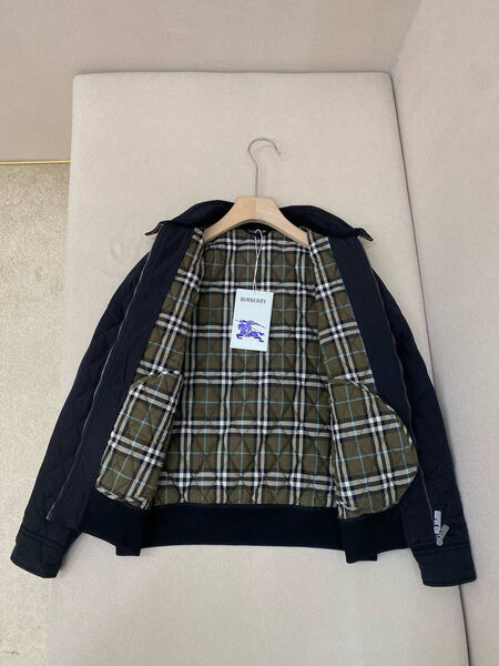 Мужская куртка Burberry мужской черный 173103-5
