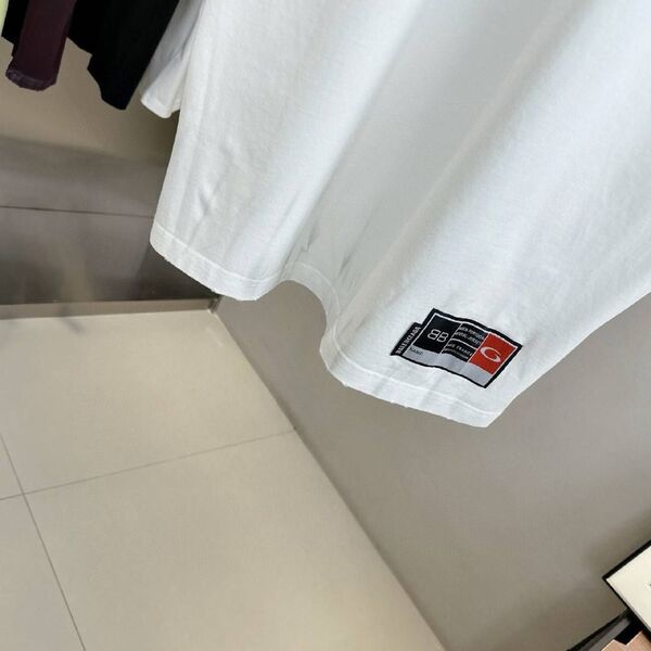 Футболка Balenciaga мужской белый -8