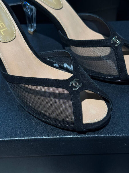 Шлепки Chanel женский кожа черный 154777-6