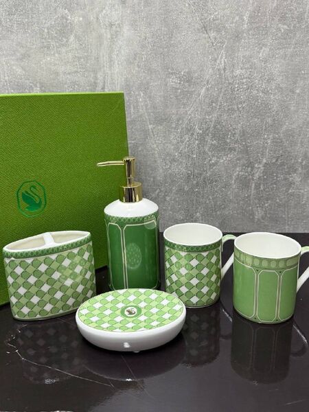Набор для ванной комнаты Swarovski X Rosenthal фарфор хаки b9542633-1