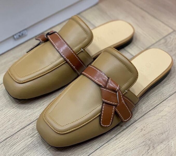 Мюли Loewe женский кожа горчичный 108102