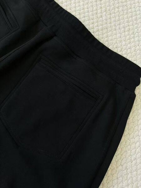 Мужские шорты Brunello Cucinelli мужской черный 173468-8