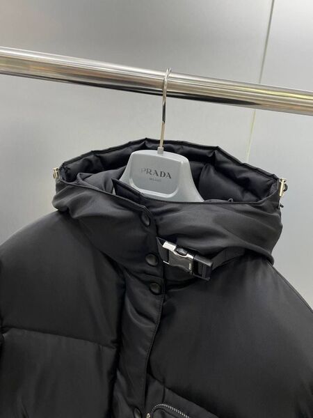 Пуховик Prada женский черный 63232-8