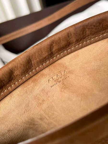 Сумка Alaïa женский кожа коричневый k0421731-1-5