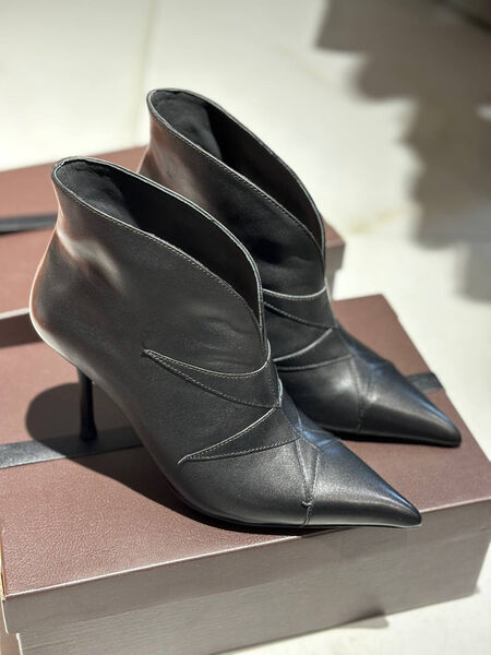 Ботильоны Alaïa женский кожа черный 159907-4