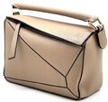 Сумка Loewe женский кожа бежевый 102777
