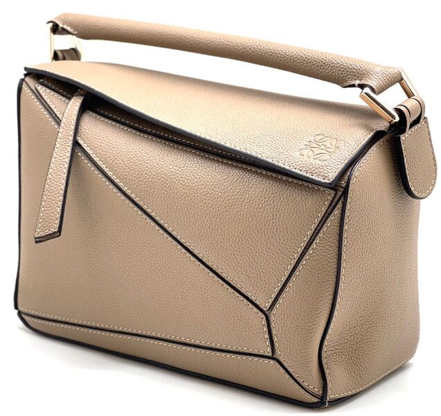 Сумка Loewe женский кожа бежевый 102777