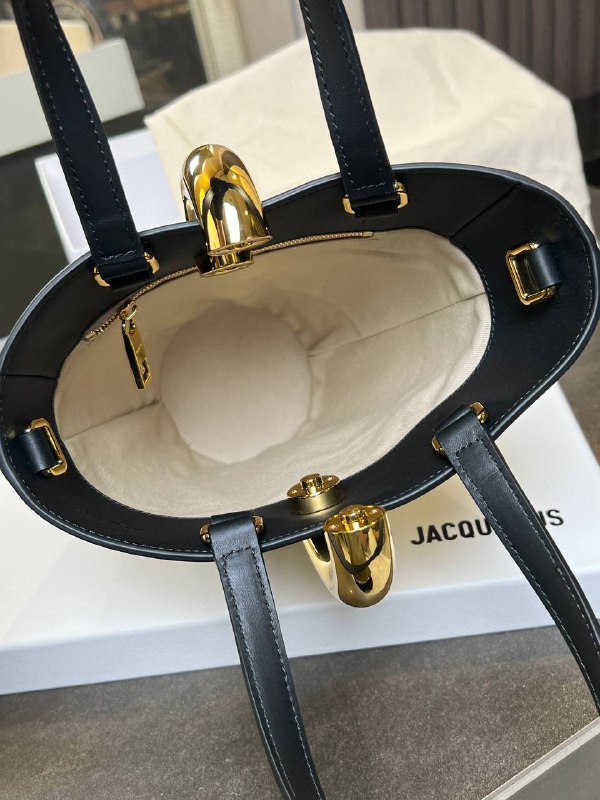 Сумка JACQUEMUS 