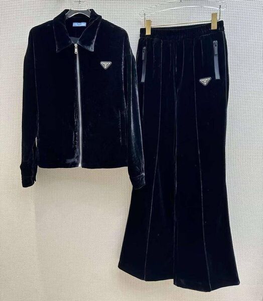 Костюм Prada женский черный 141302