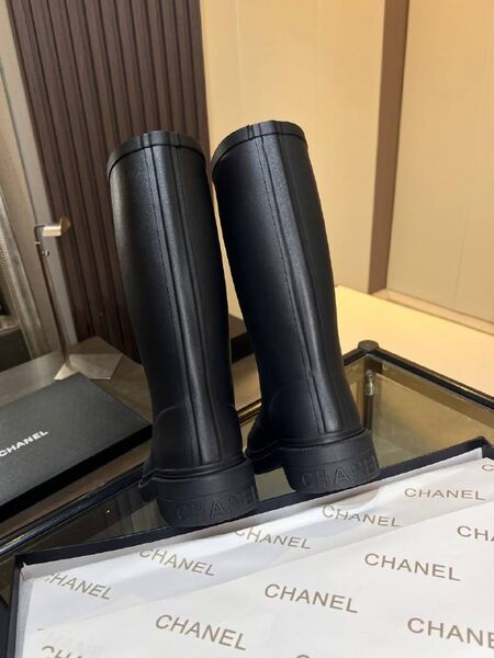 Женские сапоги Chanel женский резина черный h2206107-1-3