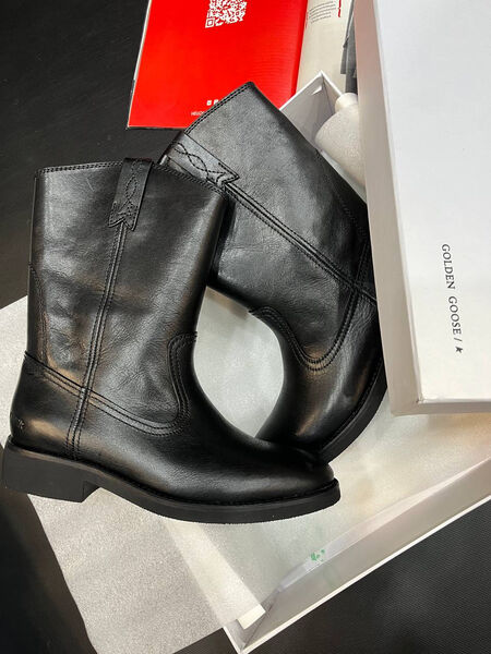 Сапоги Golden Goose женский кожа черный 162708-6