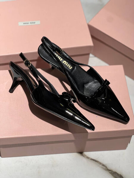 Туфли Miu Miu женский кожа черный 146901-3