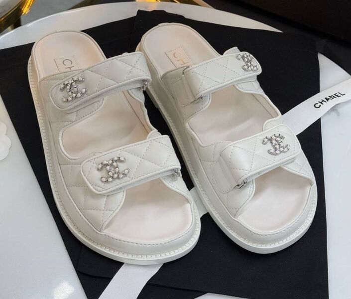 Шлепки Chanel женский кожа белый 184611