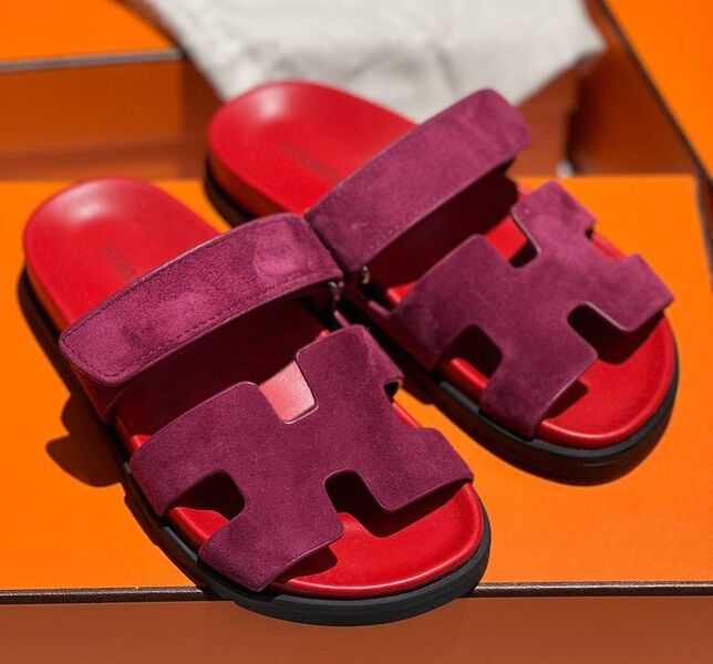 Шлепки Hermès женский замша бордовый 154867