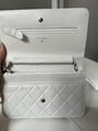 Сумка Chanel Mini женский кожа белый 143089-3