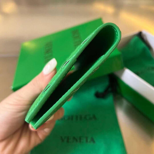 Мужская обложка на паспорт Bottega Veneta мужской кожа болотный 113495-6