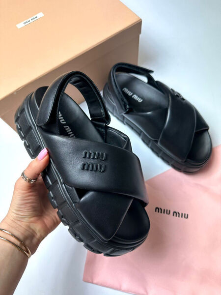Сандалии Miu Miu женский кожа черный 110459-5