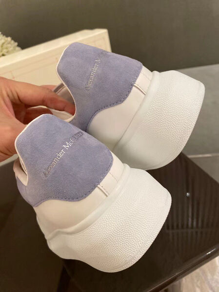 Кеды Alexander McQueen женский кожа белый 149802-3