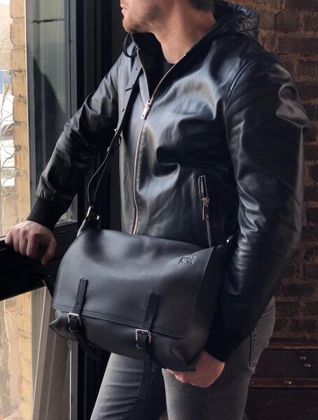 Мужская сумка мессенджер Loewe мужской кожа графитовый 41179-4