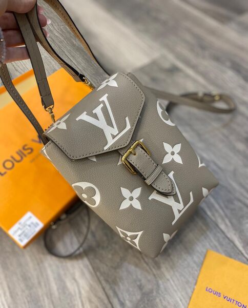 Рюкзак Louis Vuitton женский кожа бежевый 65198-2