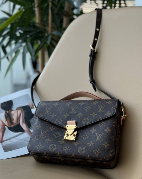 Сумка Louis Vuitton Pochette Metis женский канва черный 187402-2