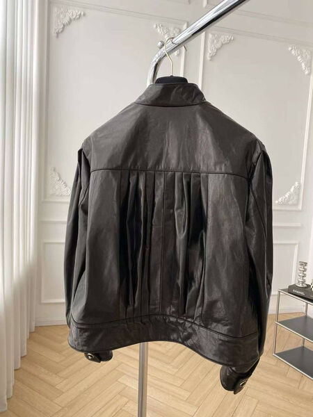 Куртка Chanel женский кожа черный 157404-5