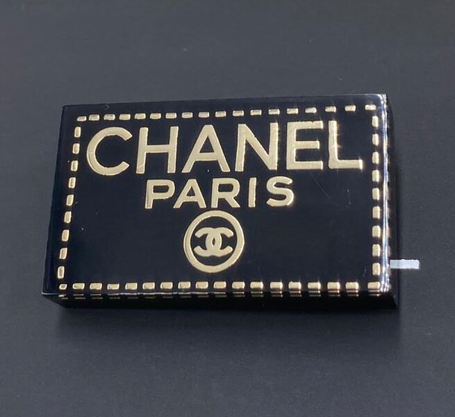 Брошь Chanel черный 10476