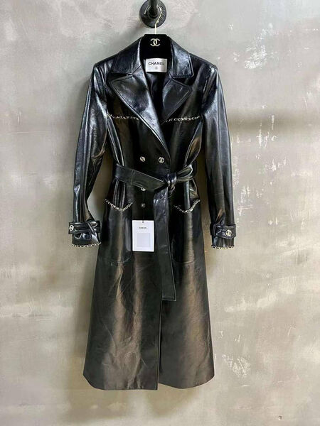 Плащ Chanel женский кожа черный 161576-2