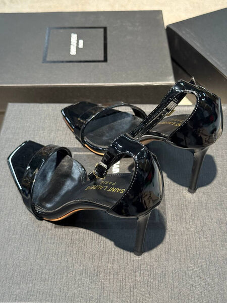 Босоножки Saint Laurent женский кожа черный 191526-3