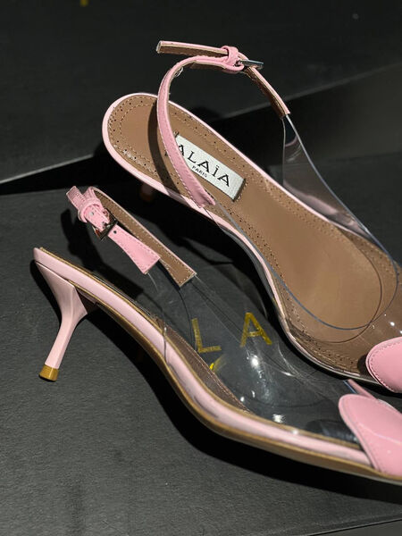 Туфли Alaïa женский кожа розовый 146222-2